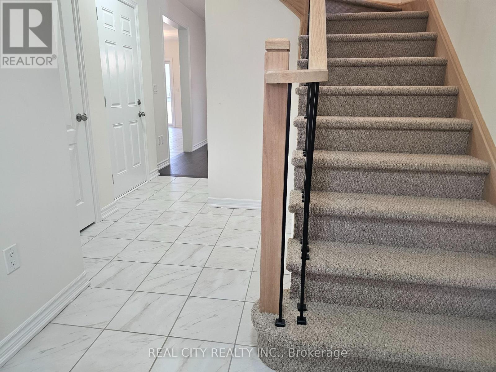 5 Heather Fullerton Road, Georgina, Ontario  L0E 1R0 - Photo 6 - N12657954