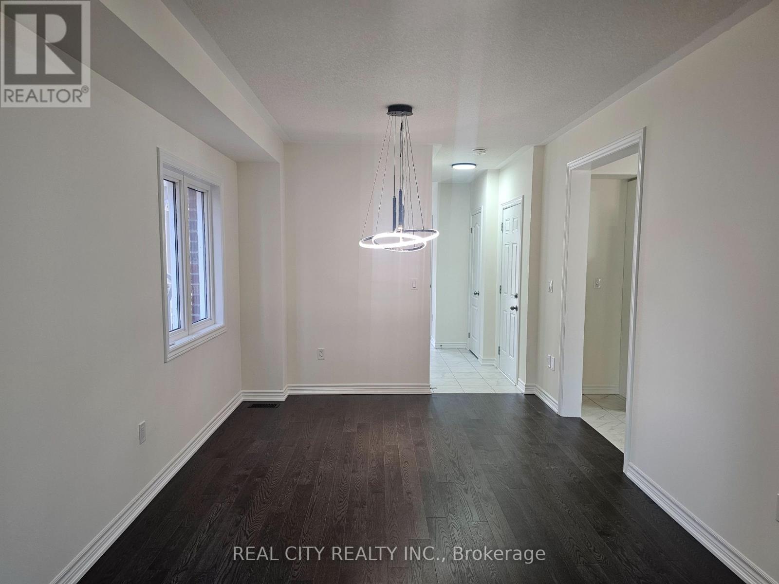 5 Heather Fullerton Road, Georgina, Ontario  L0E 1R0 - Photo 7 - N12657954