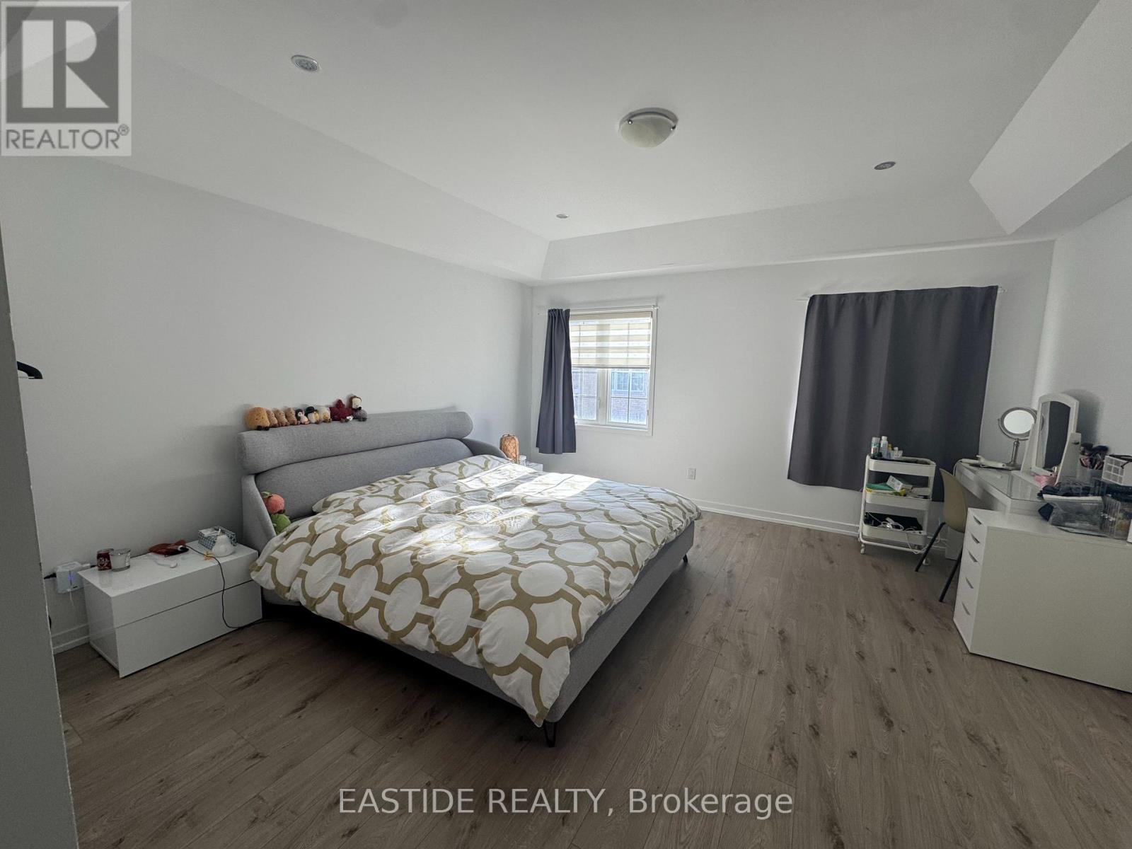 29 Avonmore Trail, Vaughan, Ontario  L6A 4Y4 - Photo 5 - N12657956