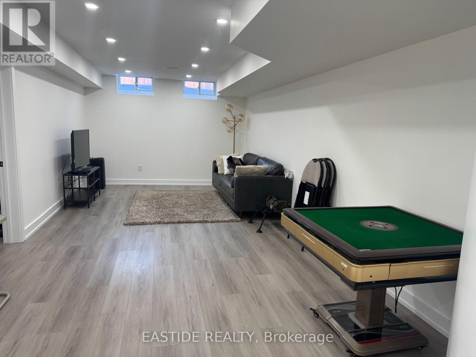 29 Avonmore Trail, Vaughan, Ontario  L6A 4Y4 - Photo 8 - N12657956