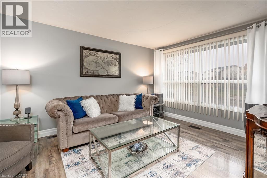 383 East 24th Street, Hamilton, Ontario  L8V 4W8 - Photo 6 - 40795668