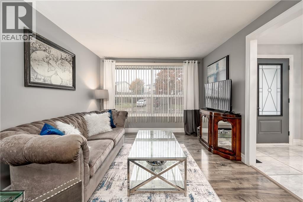 383 East 24th Street, Hamilton, Ontario  L8V 4W8 - Photo 7 - 40795668