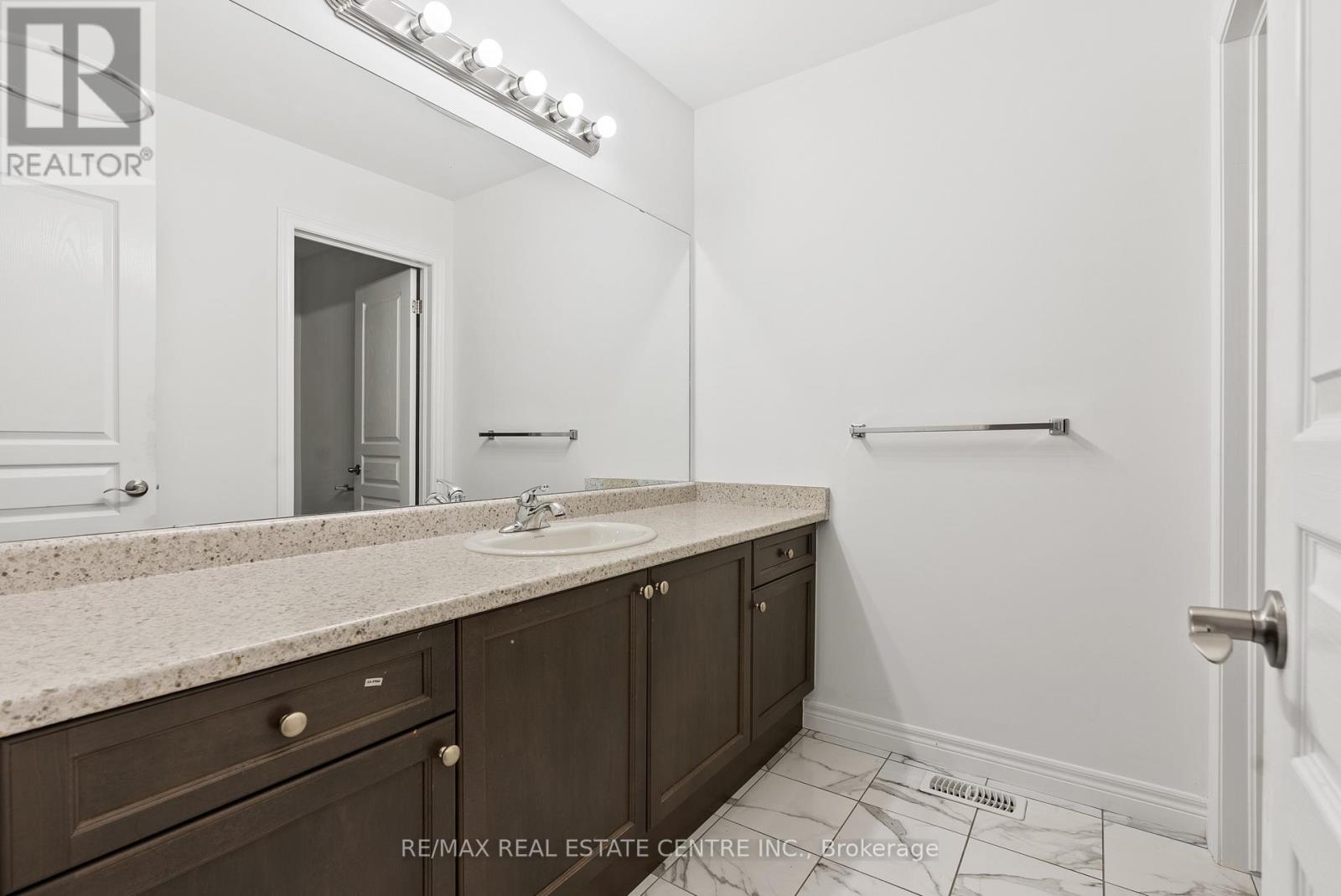 56 Rockledge Drive, Hamilton, Ontario  L0R 1P0 - Photo 22 - X12657958