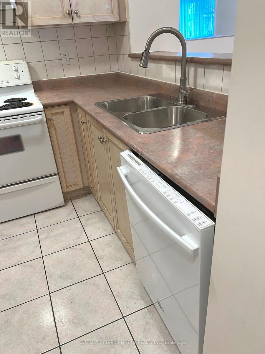 11 - 3 Alpen Way, Markham, Ontario  L3R 4G2 - Photo 9 - N12657184