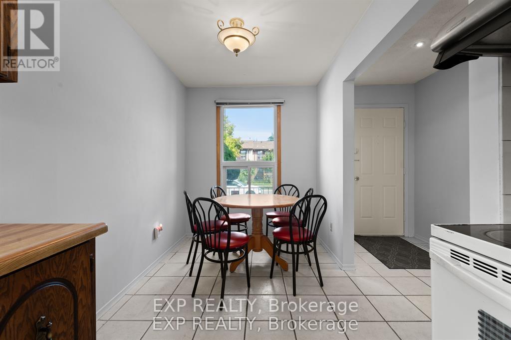 366 Franklin Road, Hamilton, Ontario  L8V 4T5 - Photo 5 - X12657970