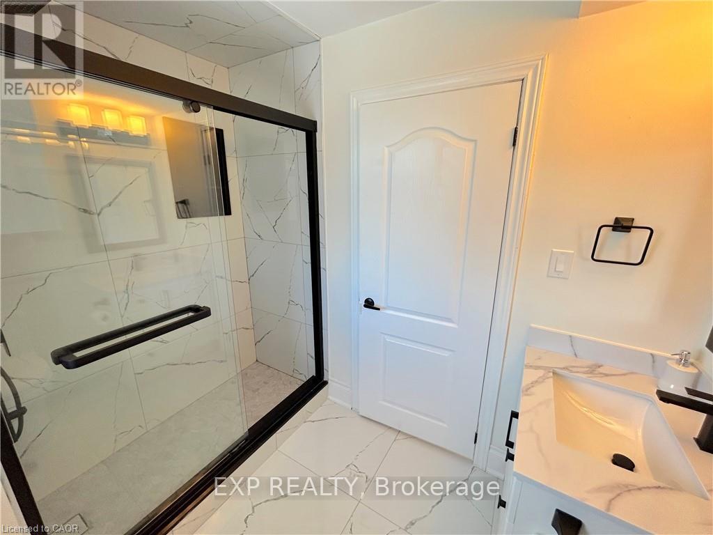 526 Fifty Road, Hamilton, Ontario  L8E 5T4 - Photo 34 - X12657972