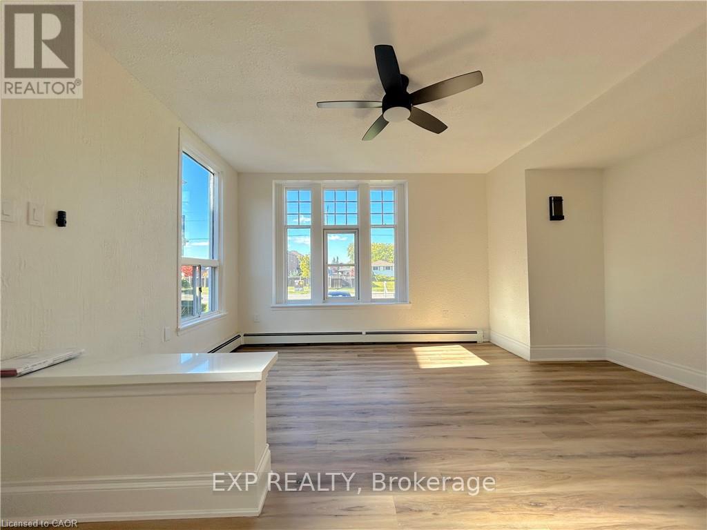 526 Fifty Road, Hamilton, Ontario  L8E 5T4 - Photo 6 - X12657972