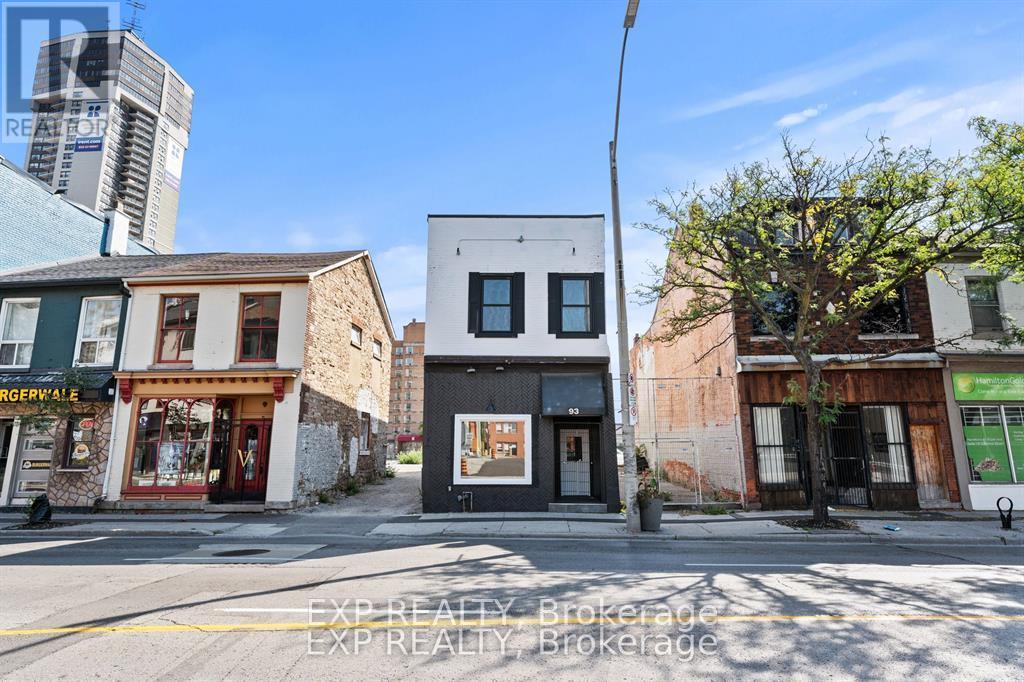 93 John Street S, Hamilton, Ontario  L8N 2C2 - Photo 2 - X12657974