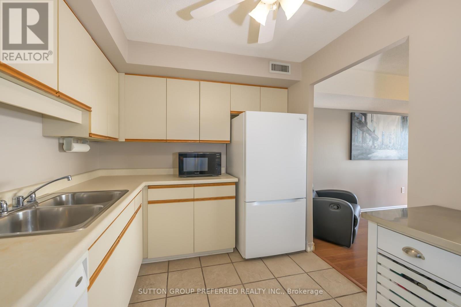 609 - 521 Riverside Drive, London North, Ontario  N6H 5E2 - Photo 22 - X12658008