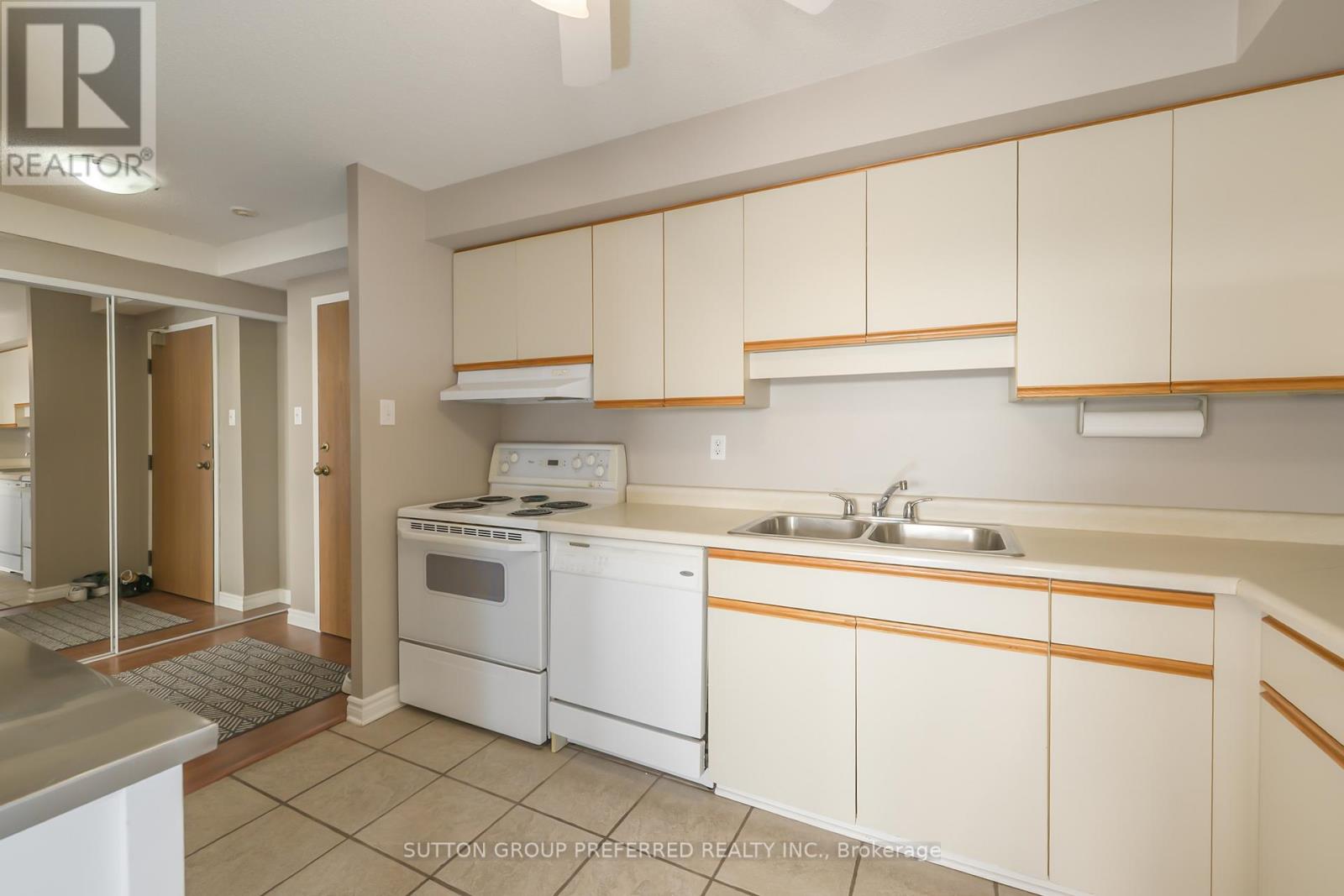 609 - 521 Riverside Drive, London North, Ontario  N6H 5E2 - Photo 21 - X12658010