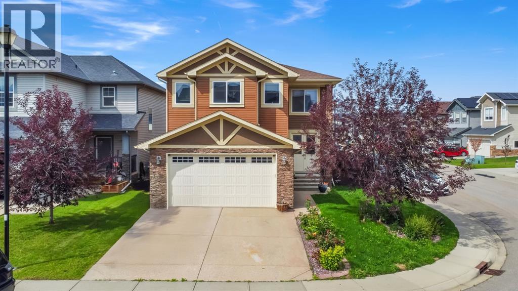 40 Baywater Court Sw, Airdrie, Alberta  T4B 0A8 - Photo 1 - A2269881