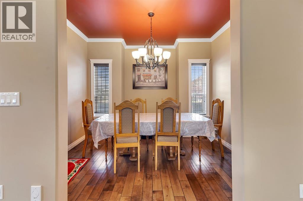 40 Baywater Court Sw, Airdrie, Alberta  T4B 0A8 - Photo 11 - A2269881