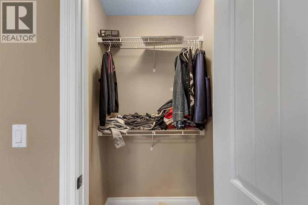 40 Baywater Court Sw, Airdrie, Alberta  T4B 0A8 - Photo 34 - A2269881