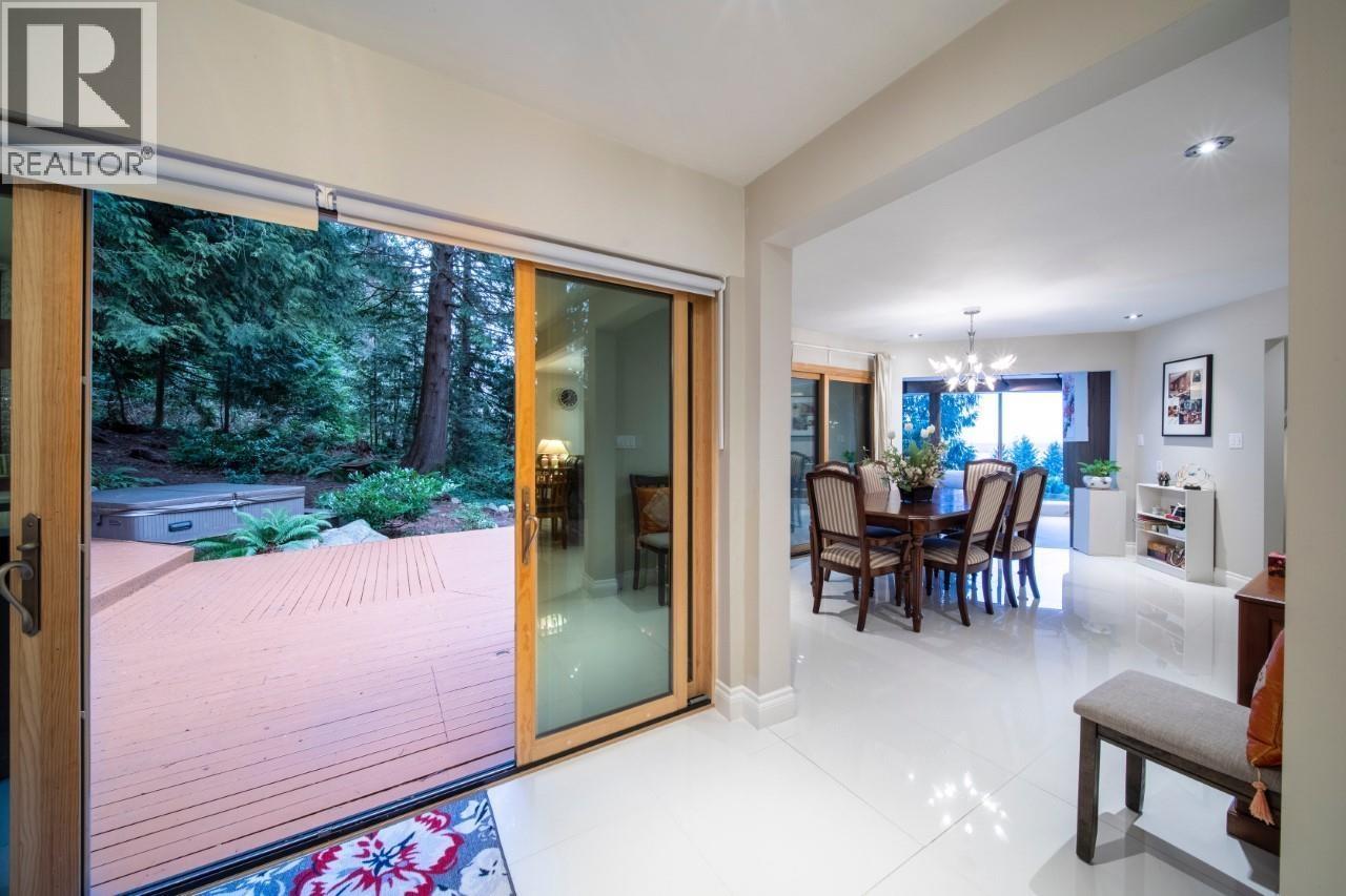 2222 Chairlift Road, West Vancouver, British Columbia  V7S 3G2 - Photo 19 - R3075449