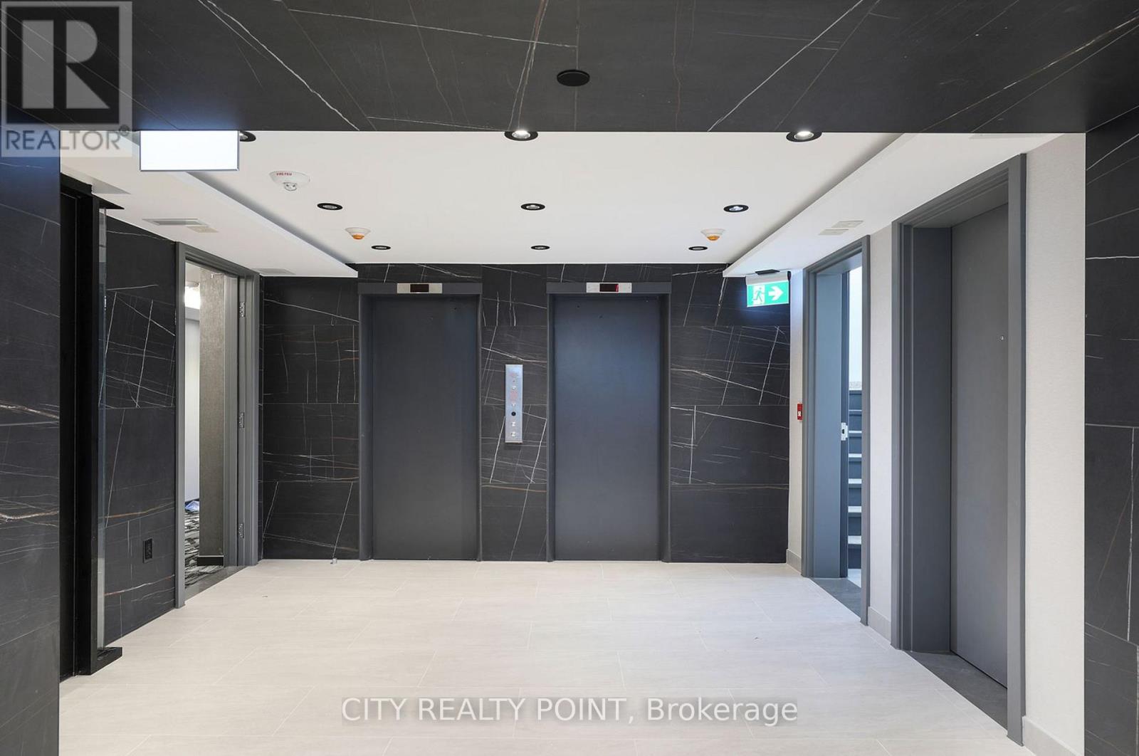 403 - 11 Walmer Road, Toronto, Ontario  M5R 2W9 - Photo 7 - C12658020