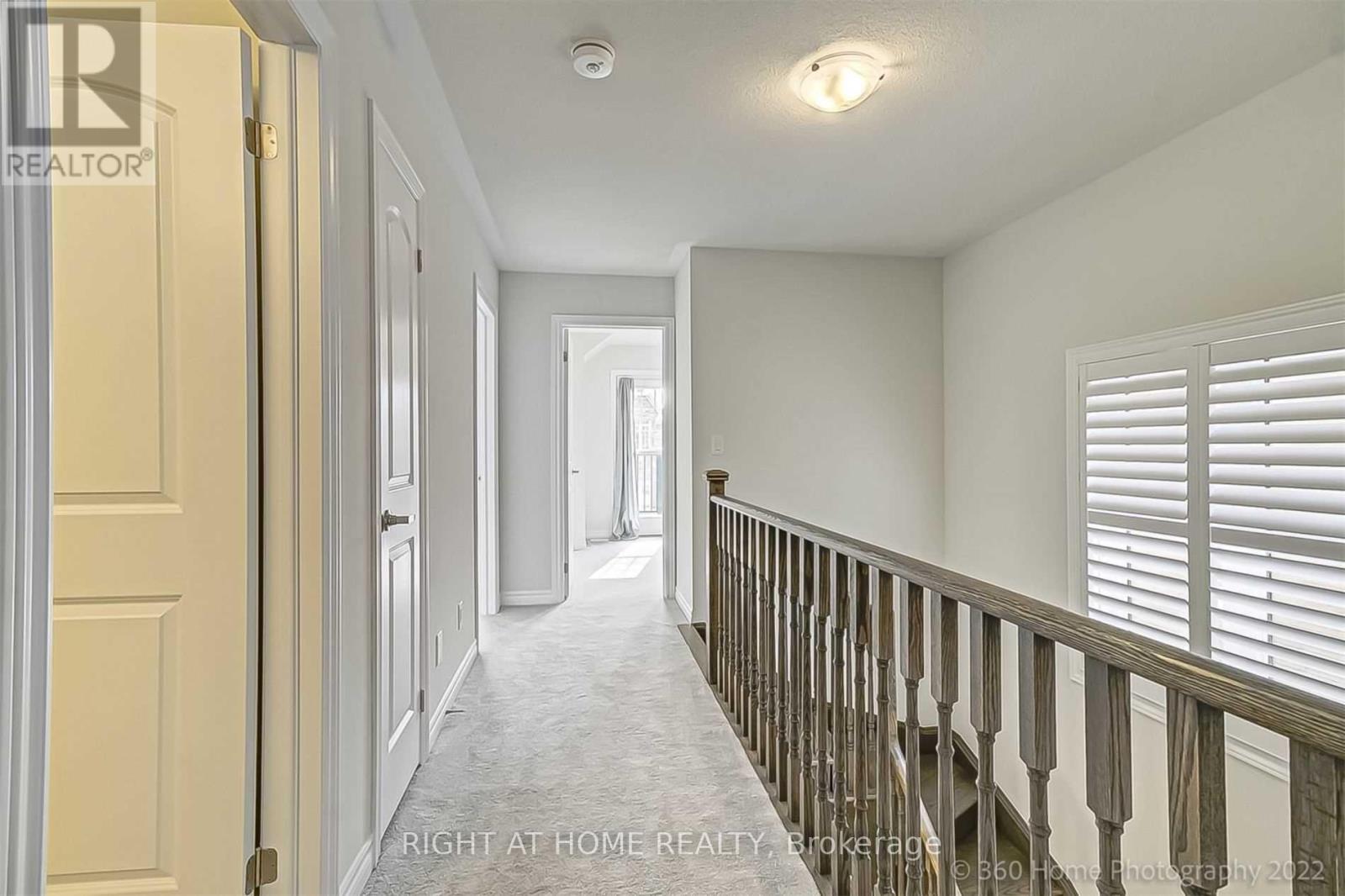 45 Sutcliffe Drive, Whitby, Ontario  L1R 0R1 - Photo 12 - E12658006