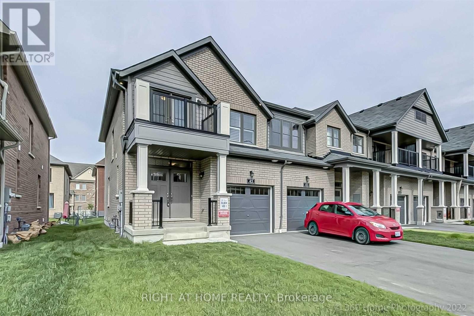 45 Sutcliffe Drive, Whitby, Ontario  L1R 0R1 - Photo 2 - E12658006