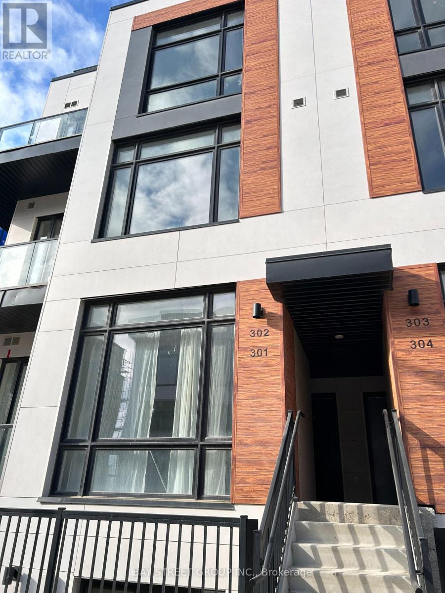 TH302 - 6 STECKLEY HOUSE LANE, Richmond Hill, Ontario