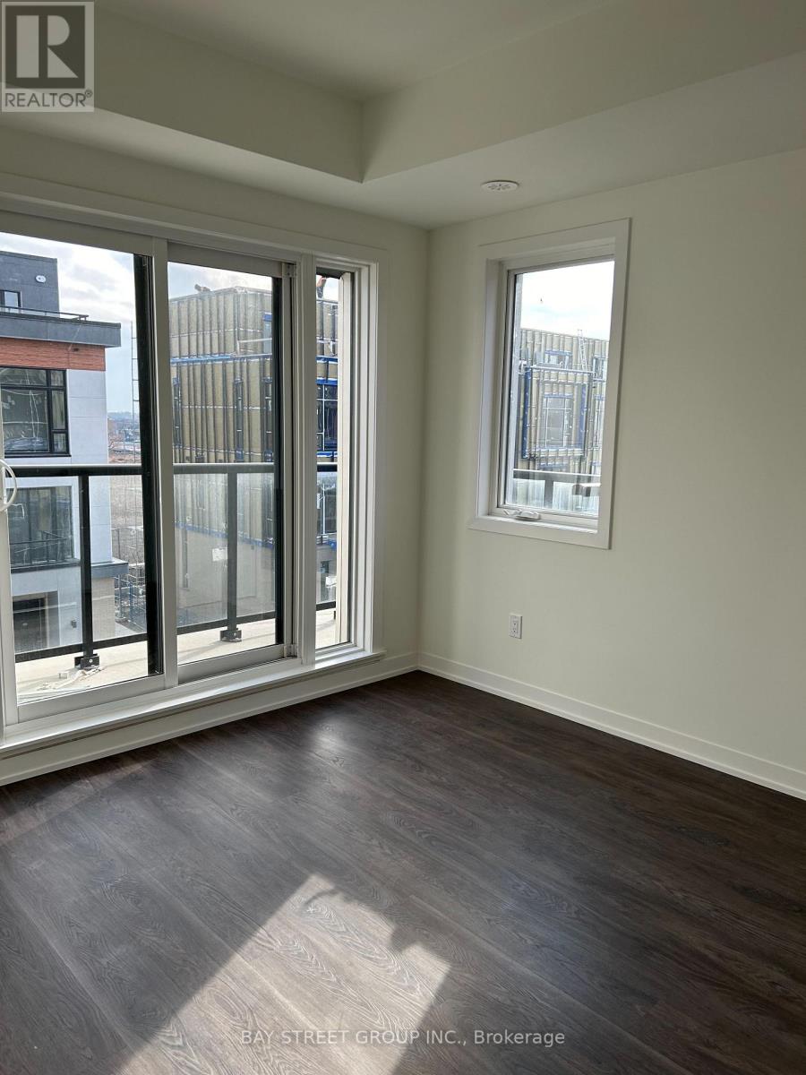 Th302 - 6 Steckley House Lane, Richmond Hill, Ontario  L4S 0N1 - Photo 4 - N12658018