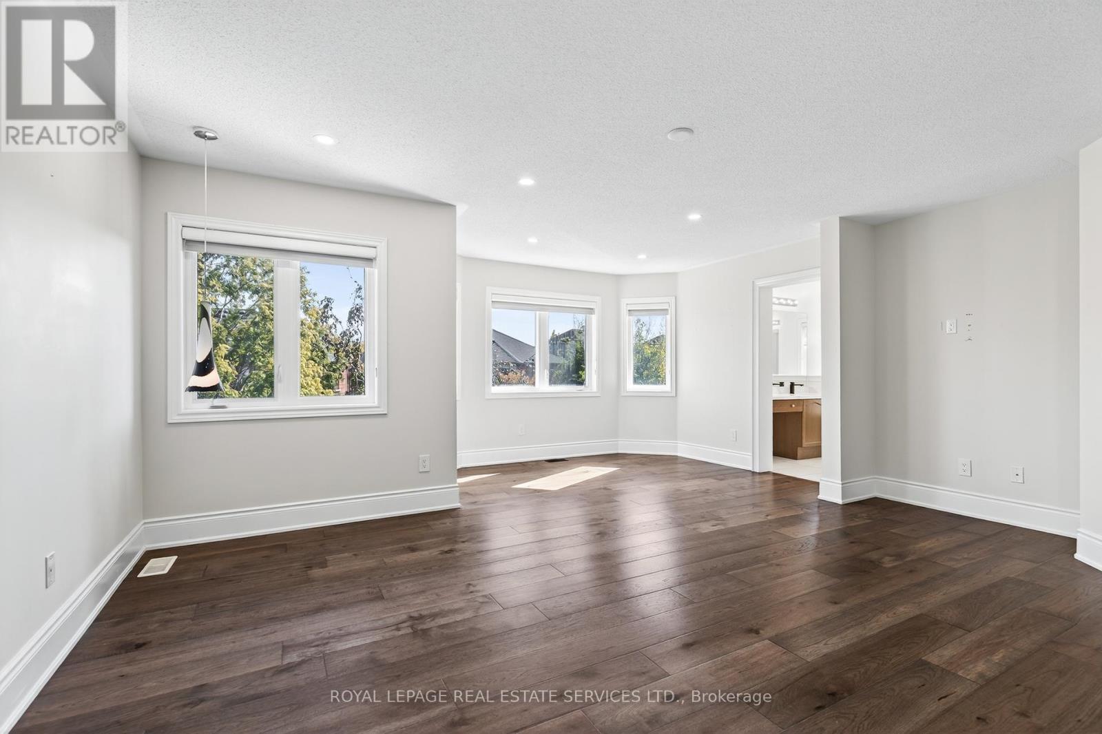 2240 Pine Glen Road, Oakville, Ontario  L6M 0G5 - Photo 25 - W12658002