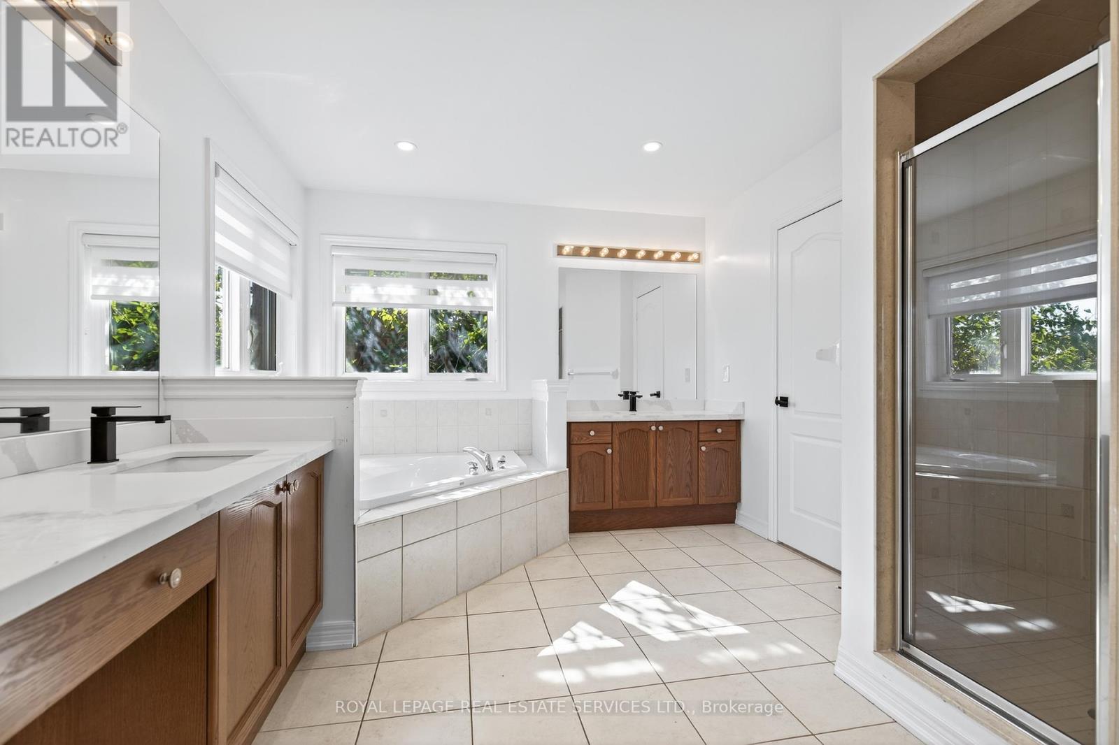 2240 Pine Glen Road, Oakville, Ontario  L6M 0G5 - Photo 27 - W12658002