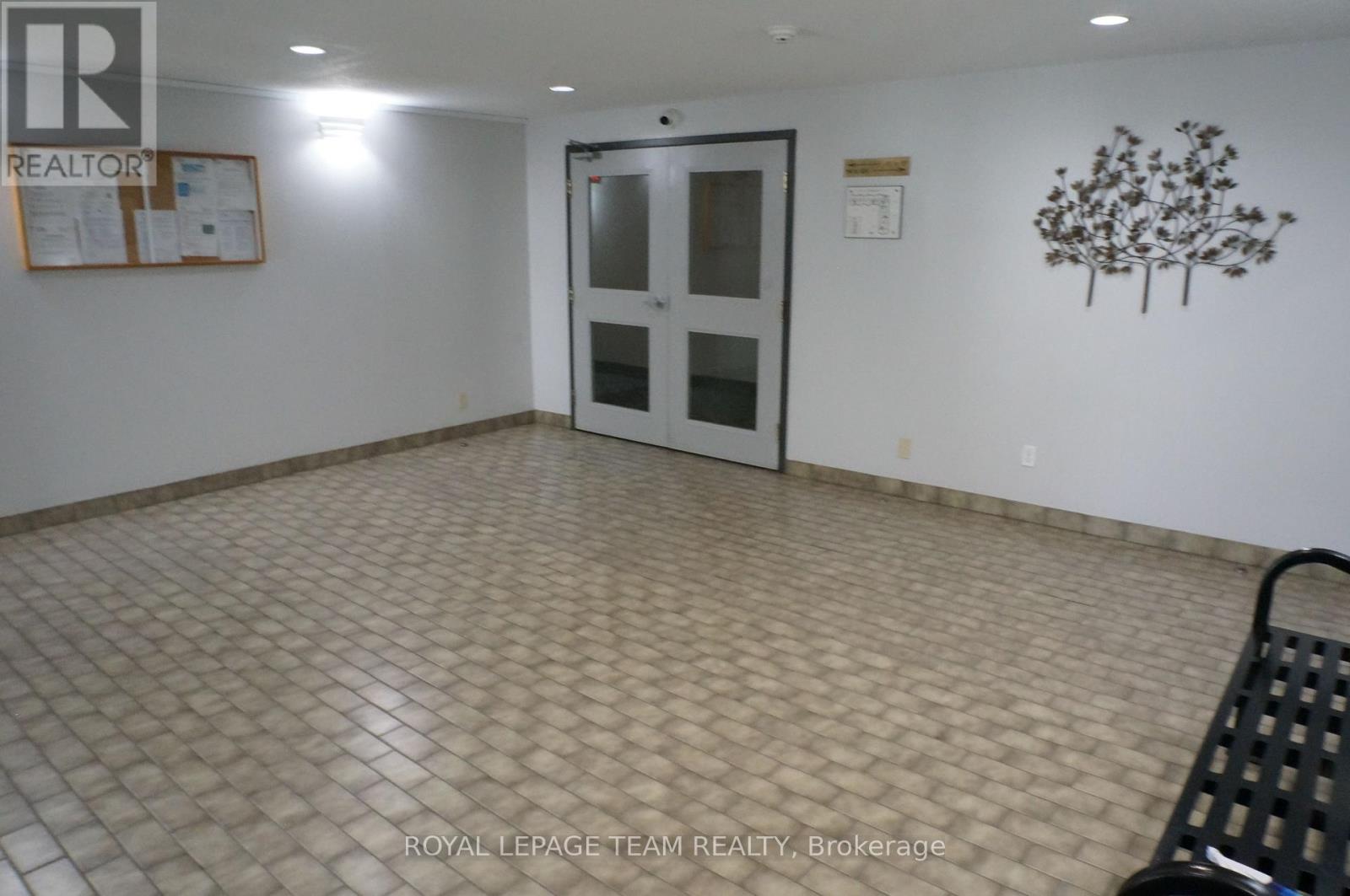 217 - 316 Lorry Greenberg Drive, Ottawa, Ontario  K1T 2P4 - Photo 23 - X12658038