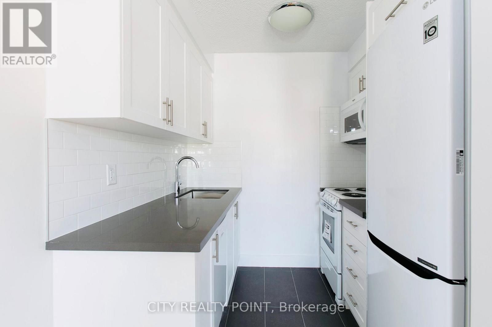 206 - 990 Avenue Road, Toronto, Ontario  M5P 2K8 - Photo 7 - C12658022