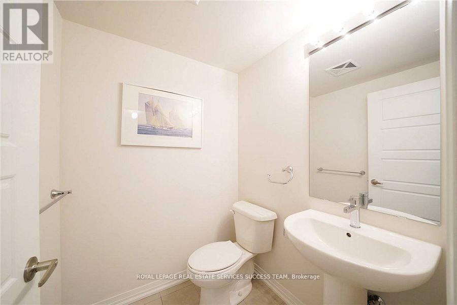 207 - 1208 Main Street E, Milton, Ontario  L9T 9K7 - Photo 8 - W12658044