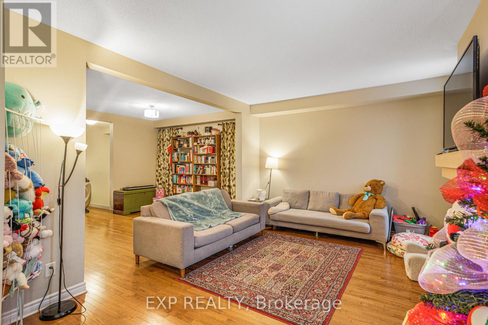 84 Russet Terrace, Ottawa, Ontario  K2J 6E8 - Photo 5 - X12658082