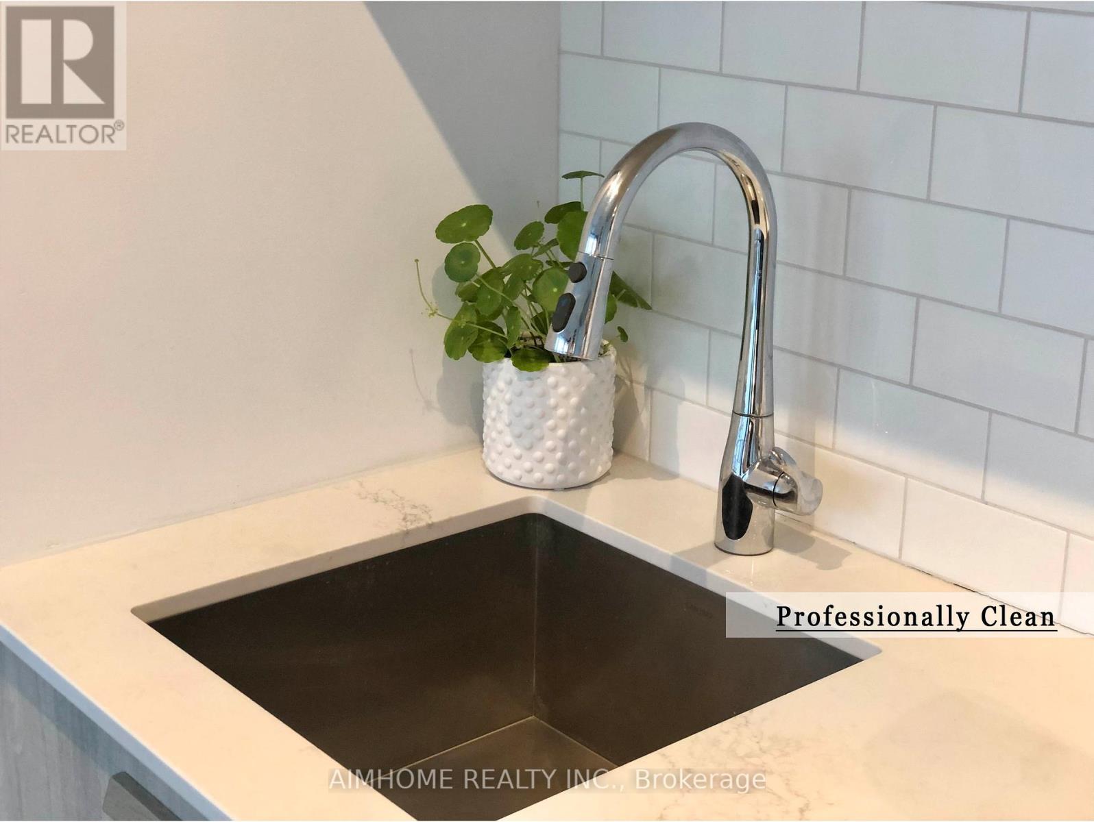 2315 - 50 Charles Street E, Toronto, Ontario  M4Y 0C3 - Photo 7 - C12658062