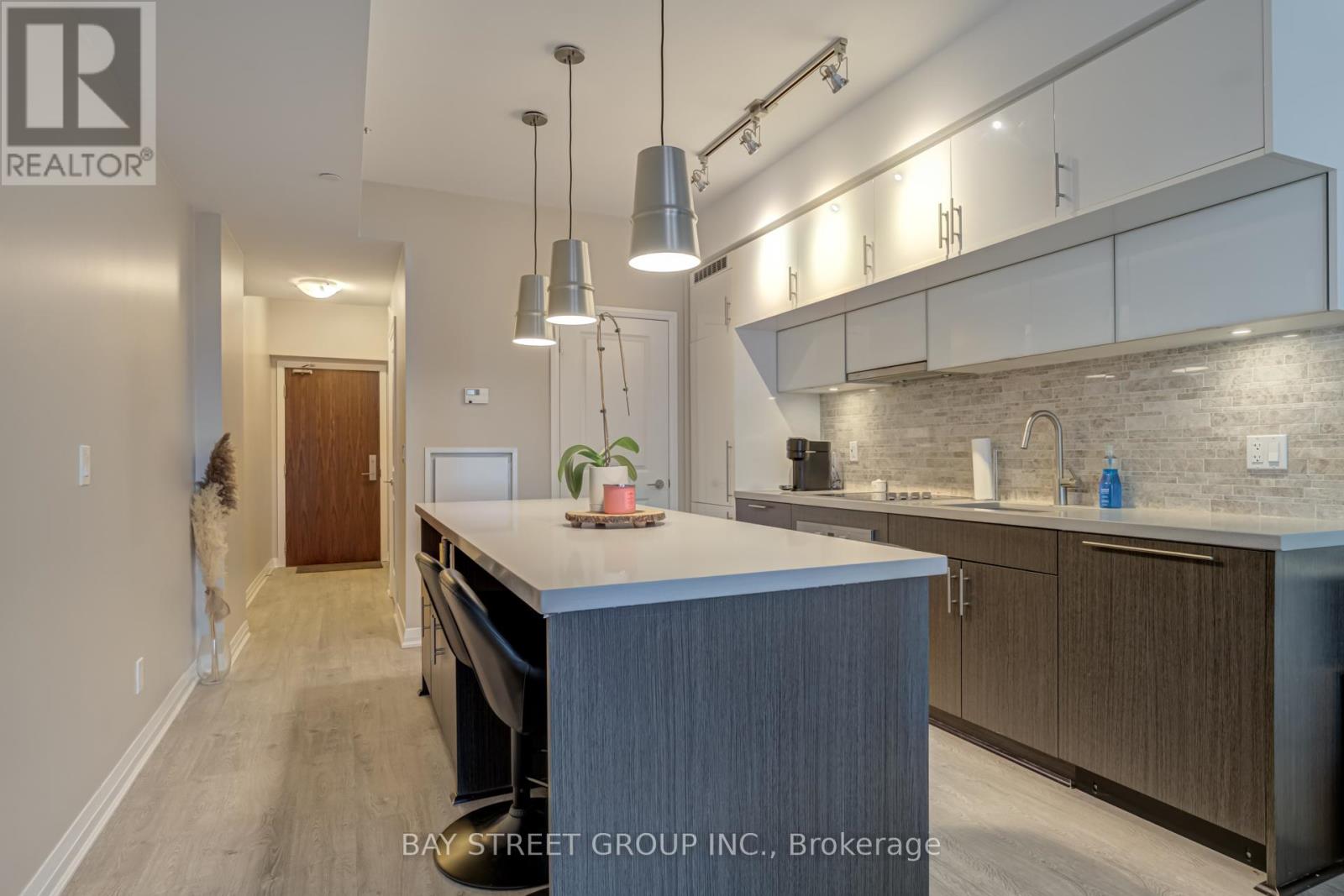 909 - 8 Mercer Street, Toronto, Ontario  M5V 0C4 - Photo 6 - C12658088