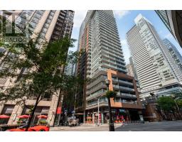 909 - 8 MERCER STREET, Toronto, Ontario