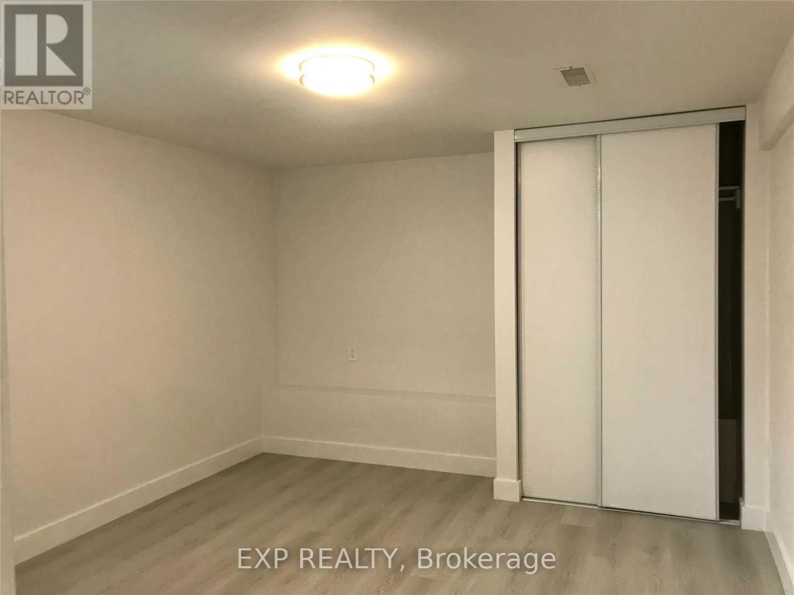 Lower - 421 Woodcrest Avenue, Oshawa, Ontario  L1J 2T5 - Photo 4 - E12658056