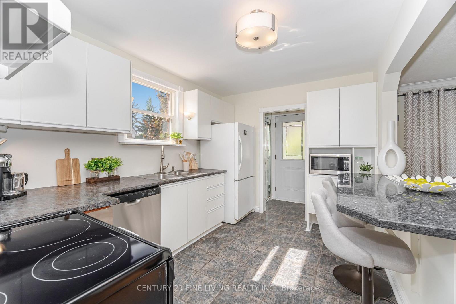 151 Brooklawn Avenue, Toronto, Ontario  M1M 2P8 - Photo 10 - E12658090