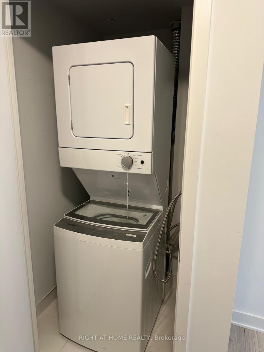 1605 - 2920 Highway 7 Road, Vaughan, Ontario  L4K 0P4 - Photo 10 - N12658084