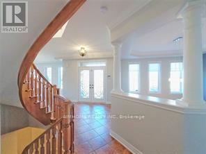 2396 DARLINGTON TRAIL, Oakville, Ontario