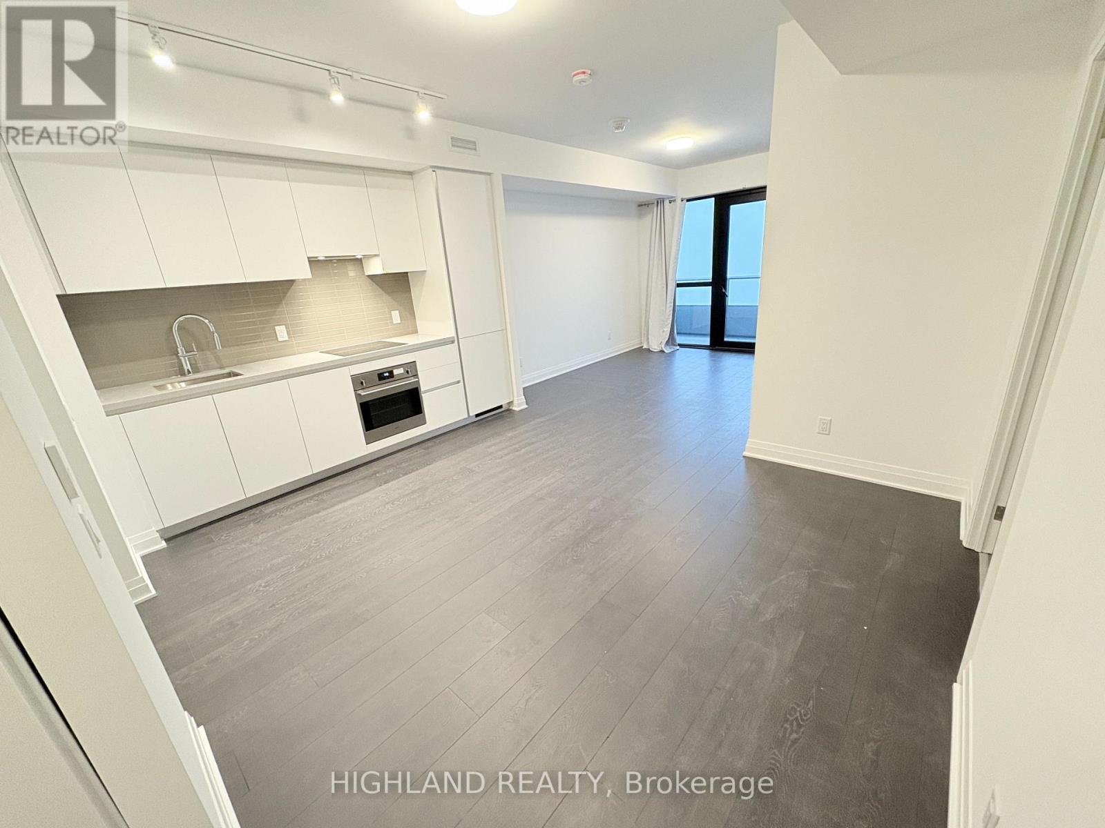 4606 - 4015 The Exchange, Mississauga, Ontario  L5B 0N4 - Photo 4 - W12658074