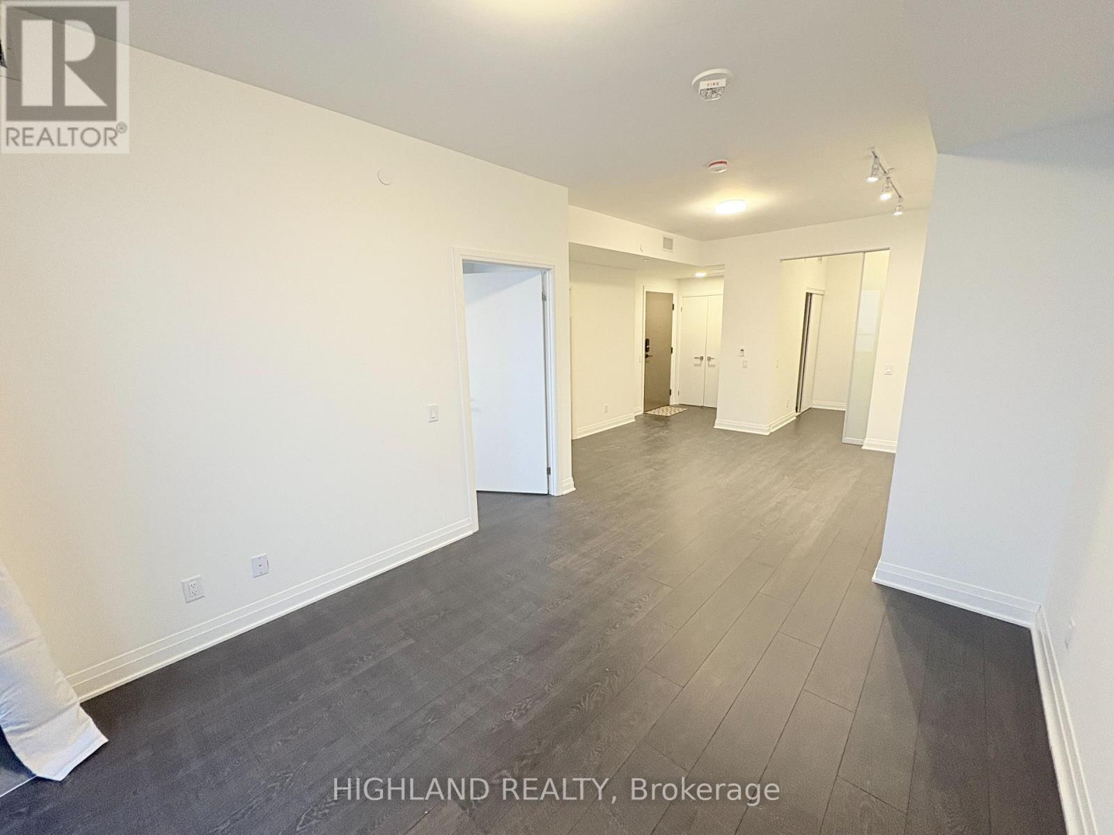 4606 - 4015 The Exchange, Mississauga, Ontario  L5B 0N4 - Photo 7 - W12658074