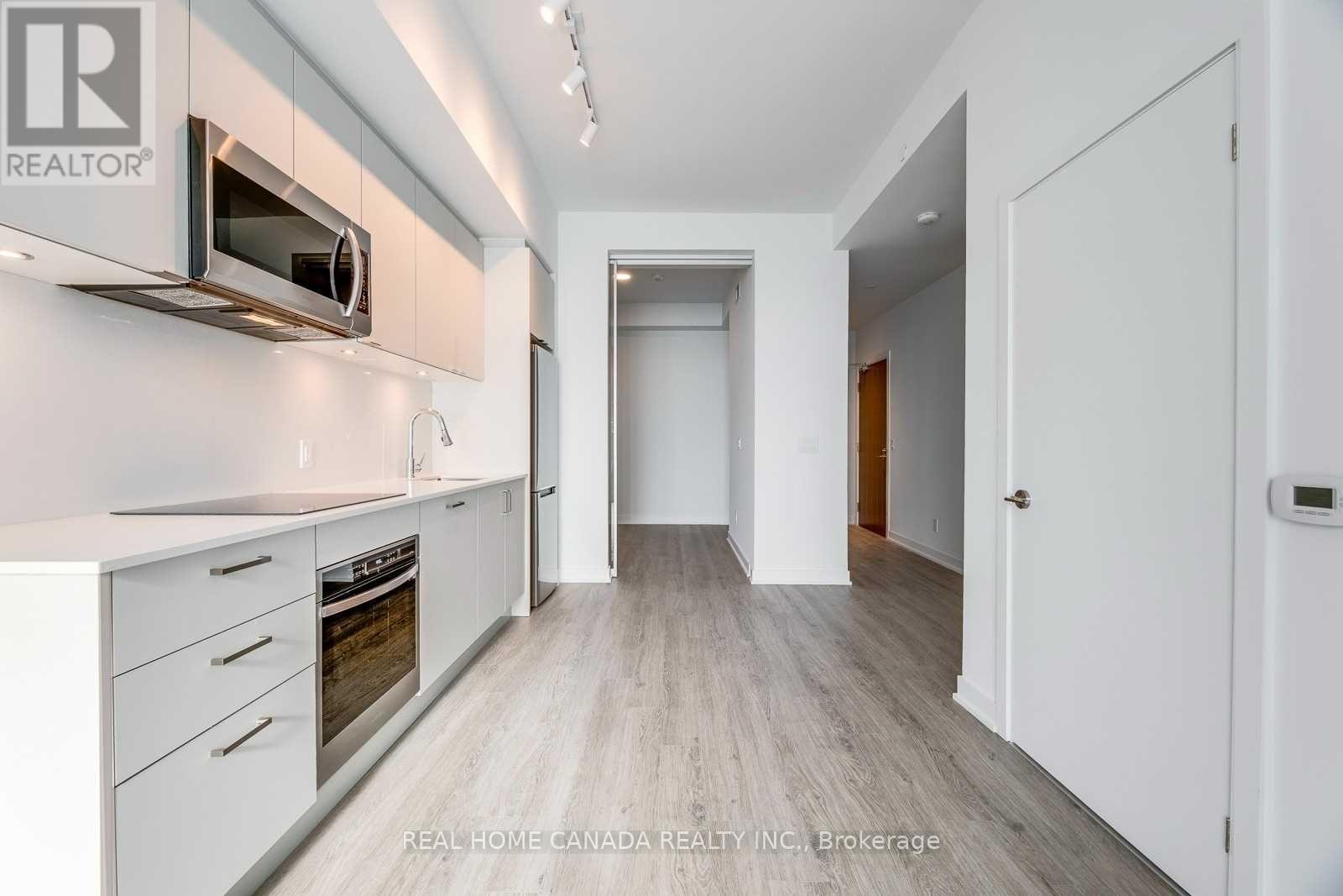 3208 - 1926 Lake Shore Boulevard W, Toronto, Ontario  M6S 1A2 - Photo 14 - W12658086