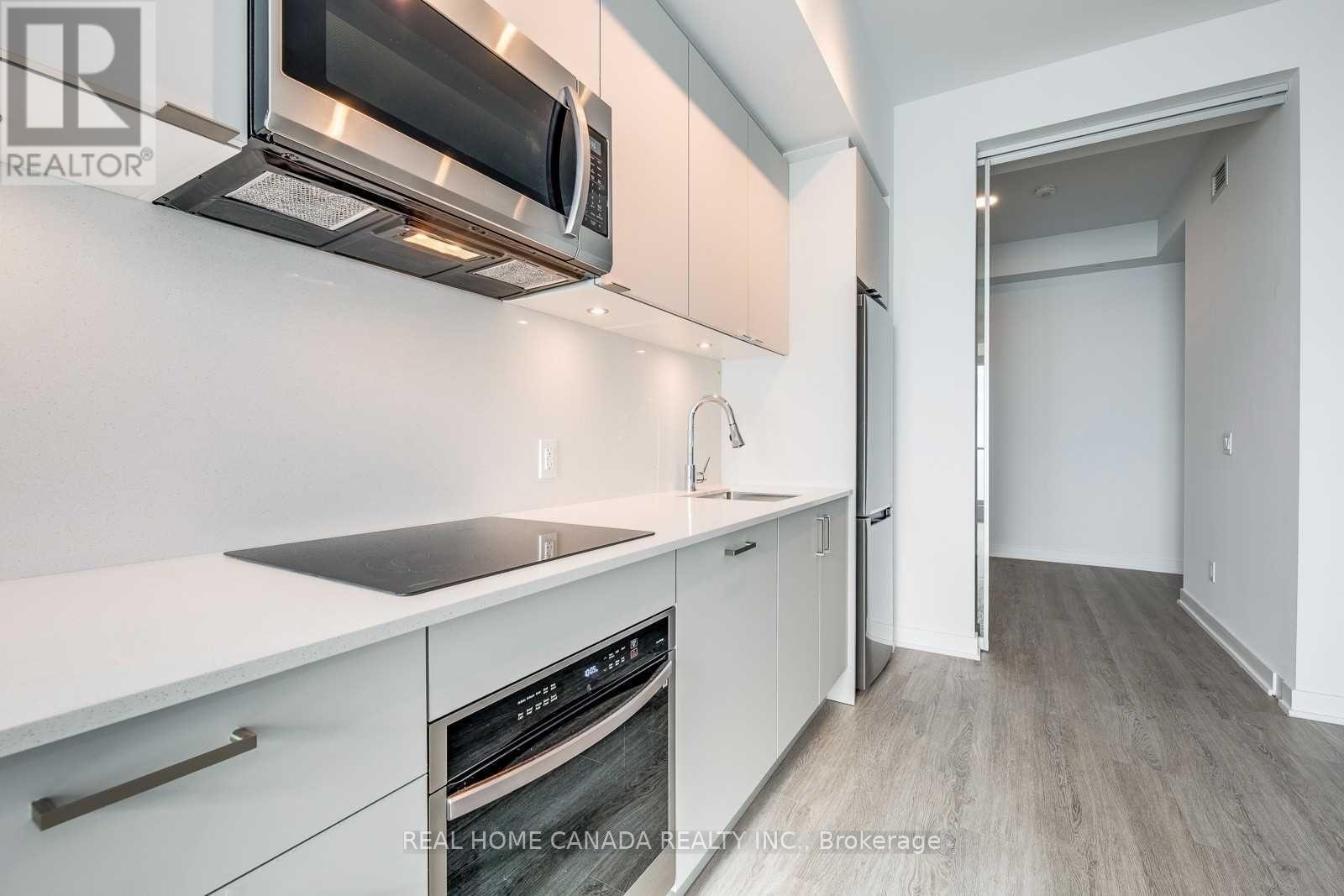 3208 - 1926 Lake Shore Boulevard W, Toronto, Ontario  M6S 1A2 - Photo 15 - W12658086