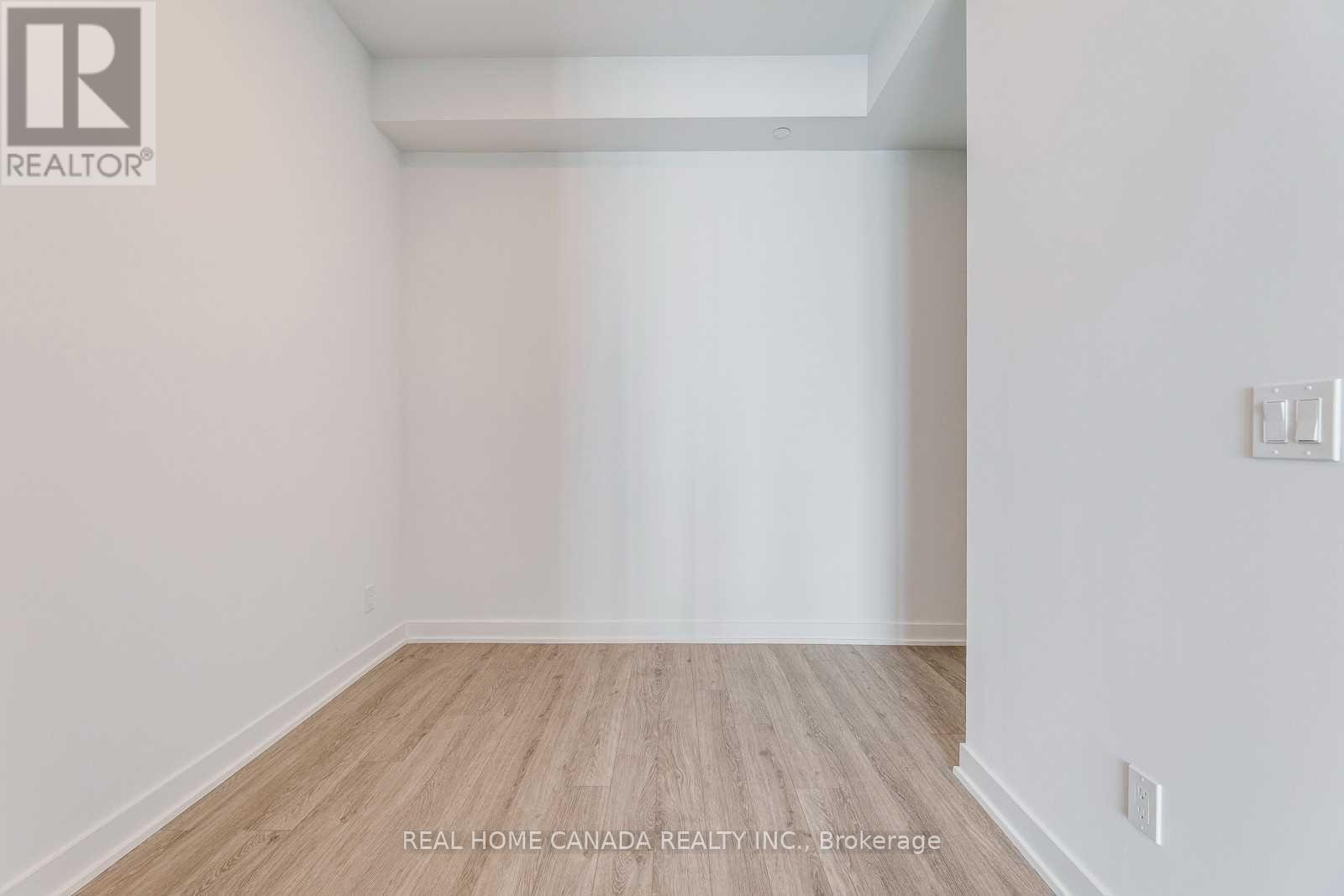 3208 - 1926 Lake Shore Boulevard W, Toronto, Ontario  M6S 1A2 - Photo 22 - W12658086