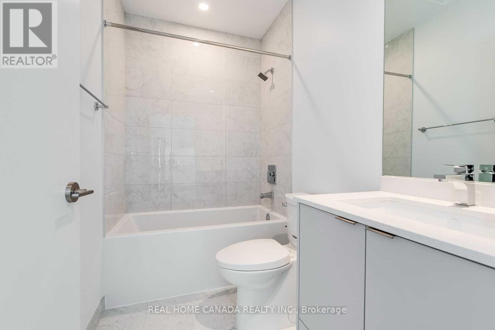 3208 - 1926 Lake Shore Boulevard W, Toronto, Ontario  M6S 1A2 - Photo 24 - W12658086