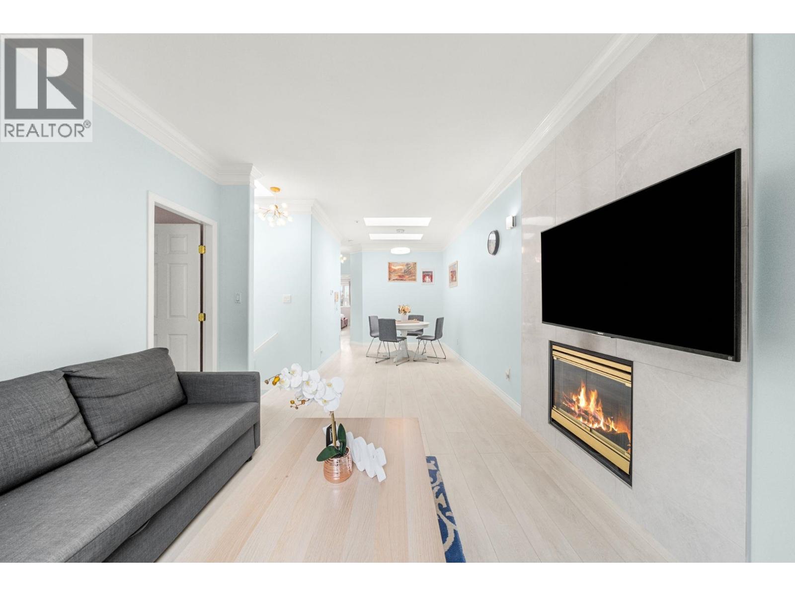 5657 Kerr Street, Vancouver, British Columbia  V5R 4B5 - Photo 3 - R3060503