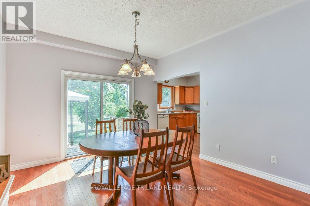 41 Greyrock Crescent, London East, Ontario  N5Y 6L4 - Photo 12 - X12658096