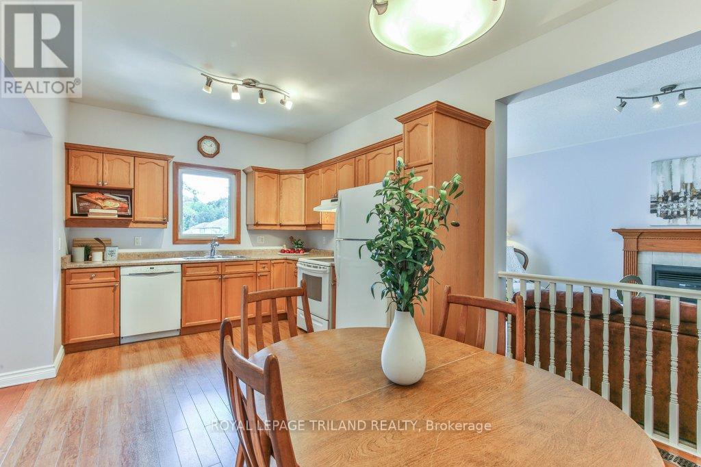 41 Greyrock Crescent, London East, Ontario  N5Y 6L4 - Photo 16 - X12658096