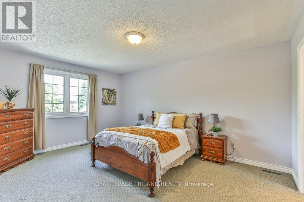 41 Greyrock Crescent, London East, Ontario  N5Y 6L4 - Photo 25 - X12658096