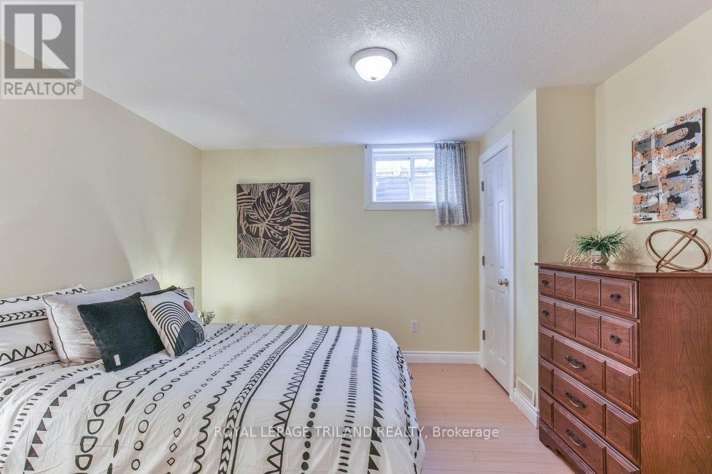 41 Greyrock Crescent, London East, Ontario  N5Y 6L4 - Photo 37 - X12658096