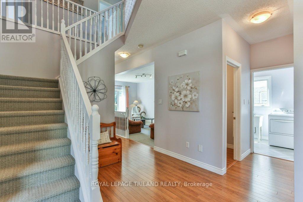 41 Greyrock Crescent, London East, Ontario  N5Y 6L4 - Photo 6 - X12658096