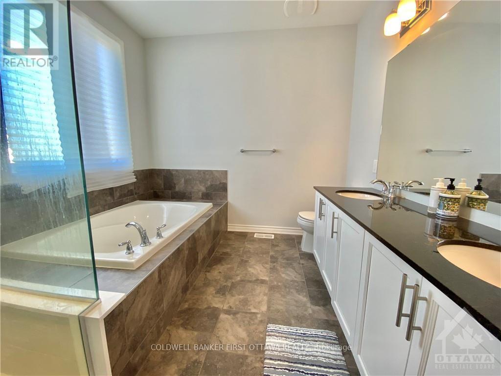 924 Whimbrel Way, Ottawa, Ontario  K2J 6C5 - Photo 10 - X12658108