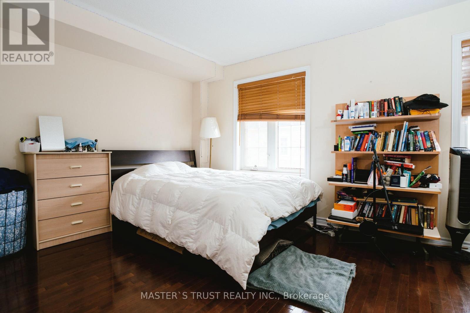 63 Routliffe Lane, Toronto, Ontario  M2N 0A5 - Photo 6 - C12658106